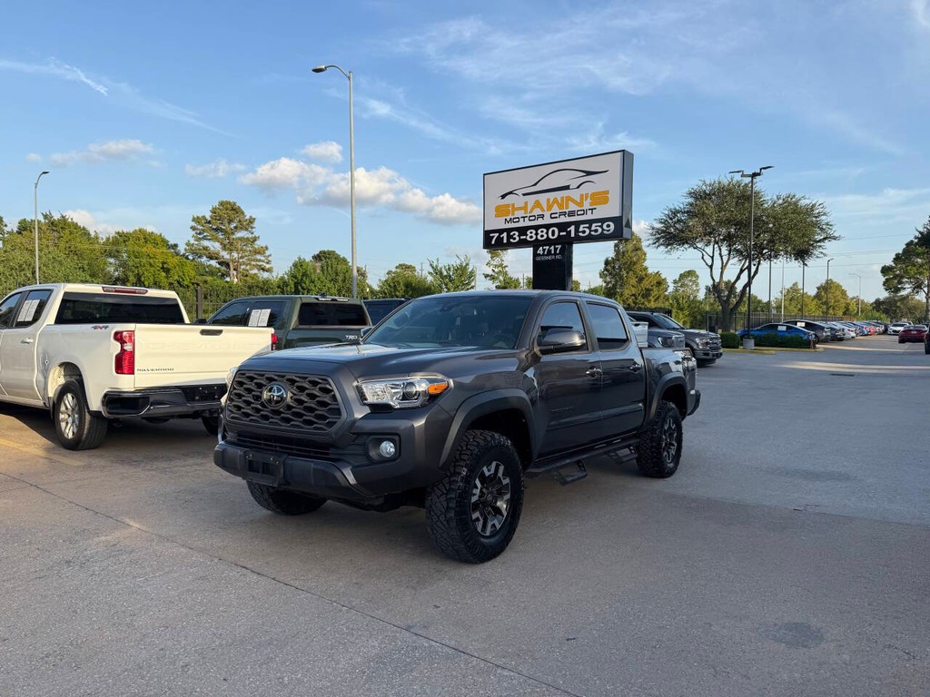 Toyota Tacoma Vehicle Full-screen Gallery Image 03