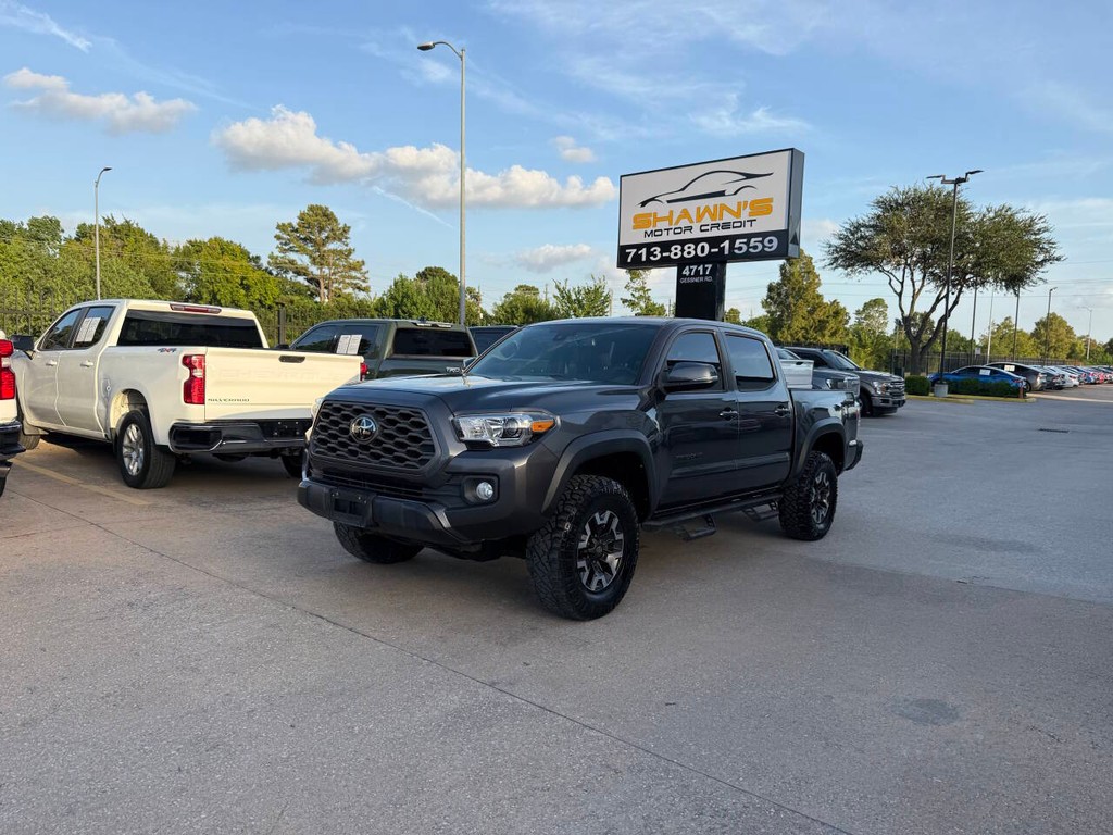 Toyota Tacoma Vehicle Full-screen Gallery Image 43