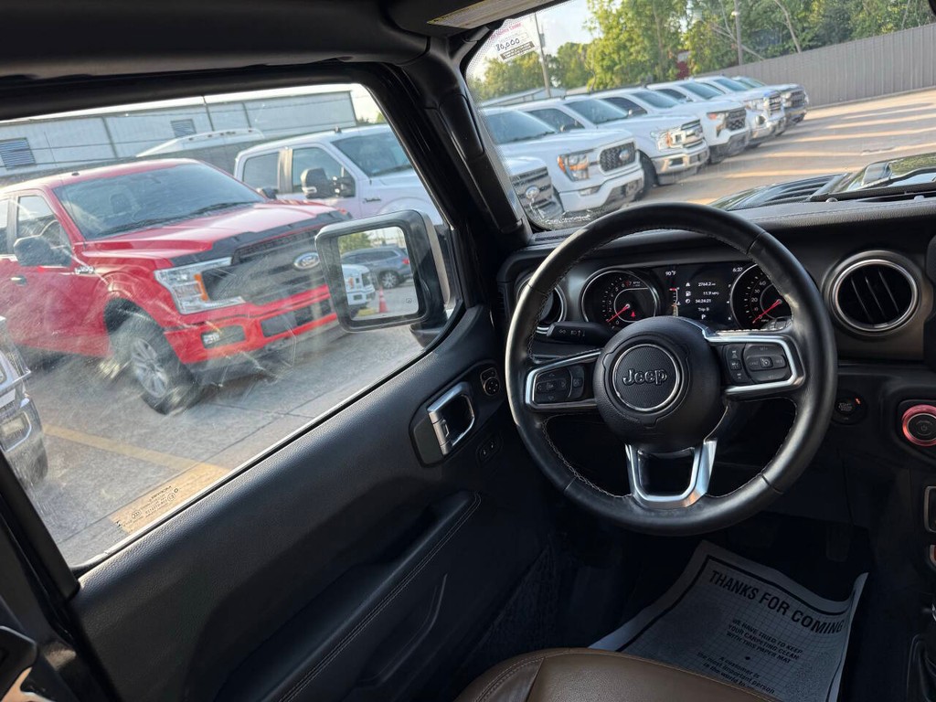 Jeep Wrangler Unlimited Vehicle Full-screen Gallery Image 19