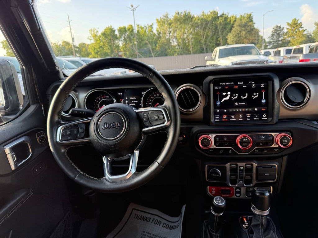 Jeep Wrangler Unlimited Vehicle Full-screen Gallery Image 21