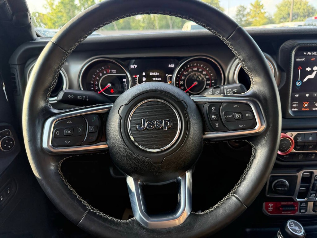 Jeep Wrangler Unlimited Vehicle Full-screen Gallery Image 23