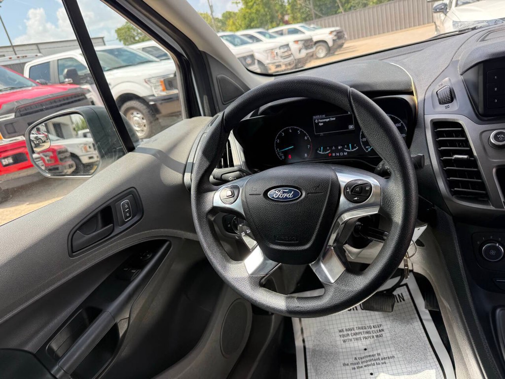 Ford Transit Connect Van Vehicle Full-screen Gallery Image 15