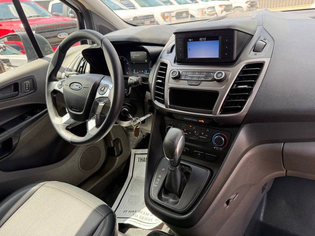 Ford Transit Connect Van Vehicle Full-screen Gallery Image 17