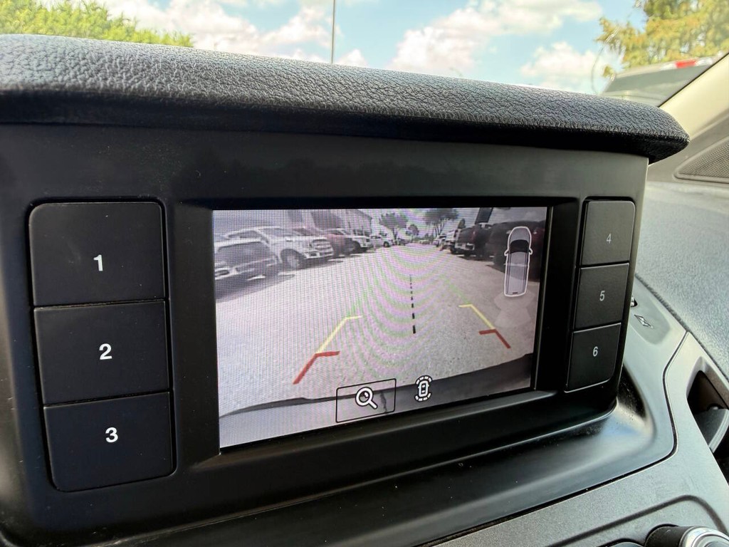 Ford Transit Connect Van Vehicle Full-screen Gallery Image 19