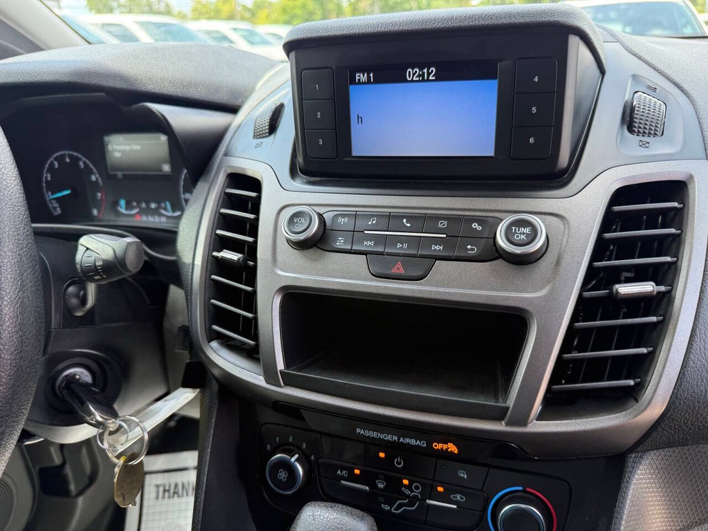 Ford Transit Connect Van Vehicle Full-screen Gallery Image 20