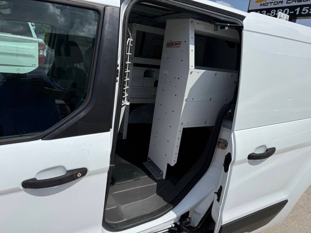 Ford Transit Connect Van Vehicle Full-screen Gallery Image 24