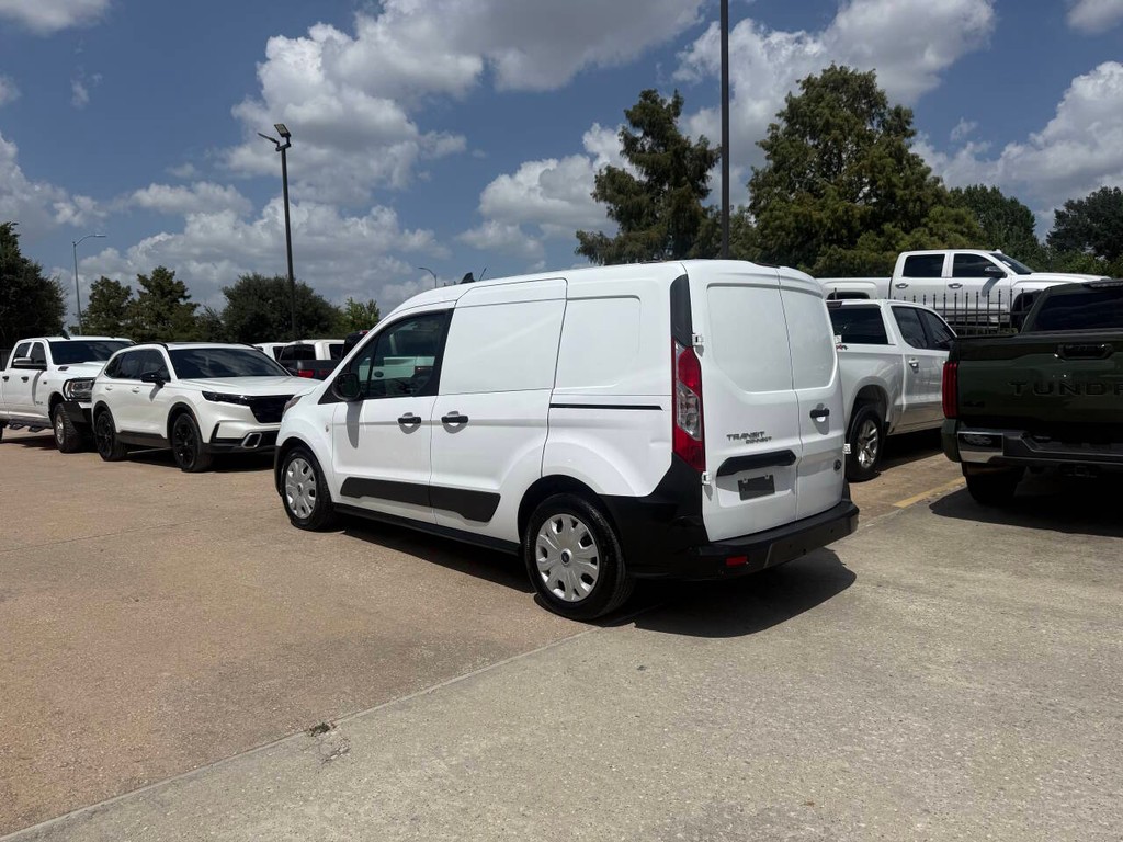 Ford Transit Connect Van Vehicle Full-screen Gallery Image 05