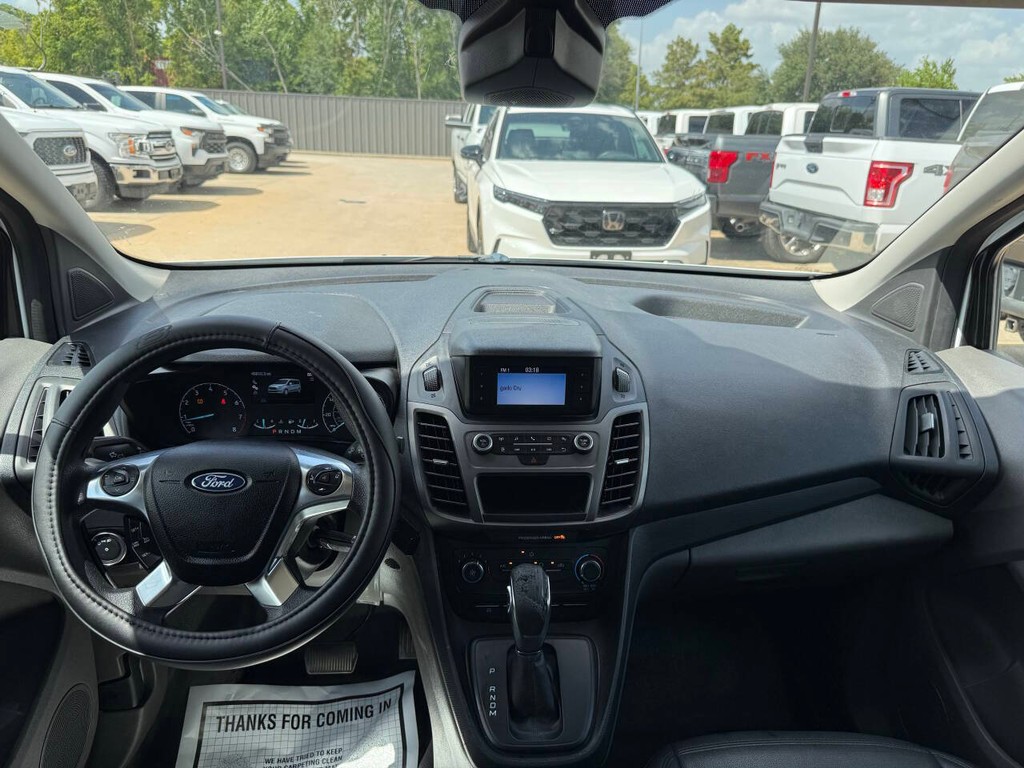 Ford Transit Connect Van Vehicle Full-screen Gallery Image 14