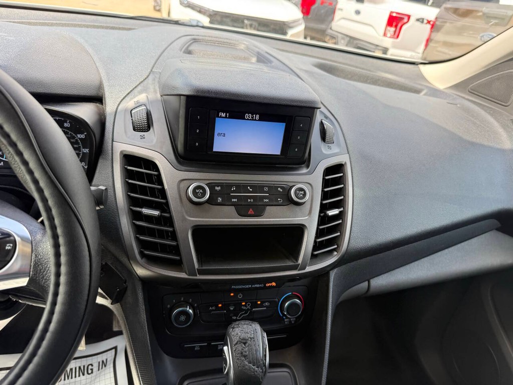 Ford Transit Connect Van Vehicle Full-screen Gallery Image 18