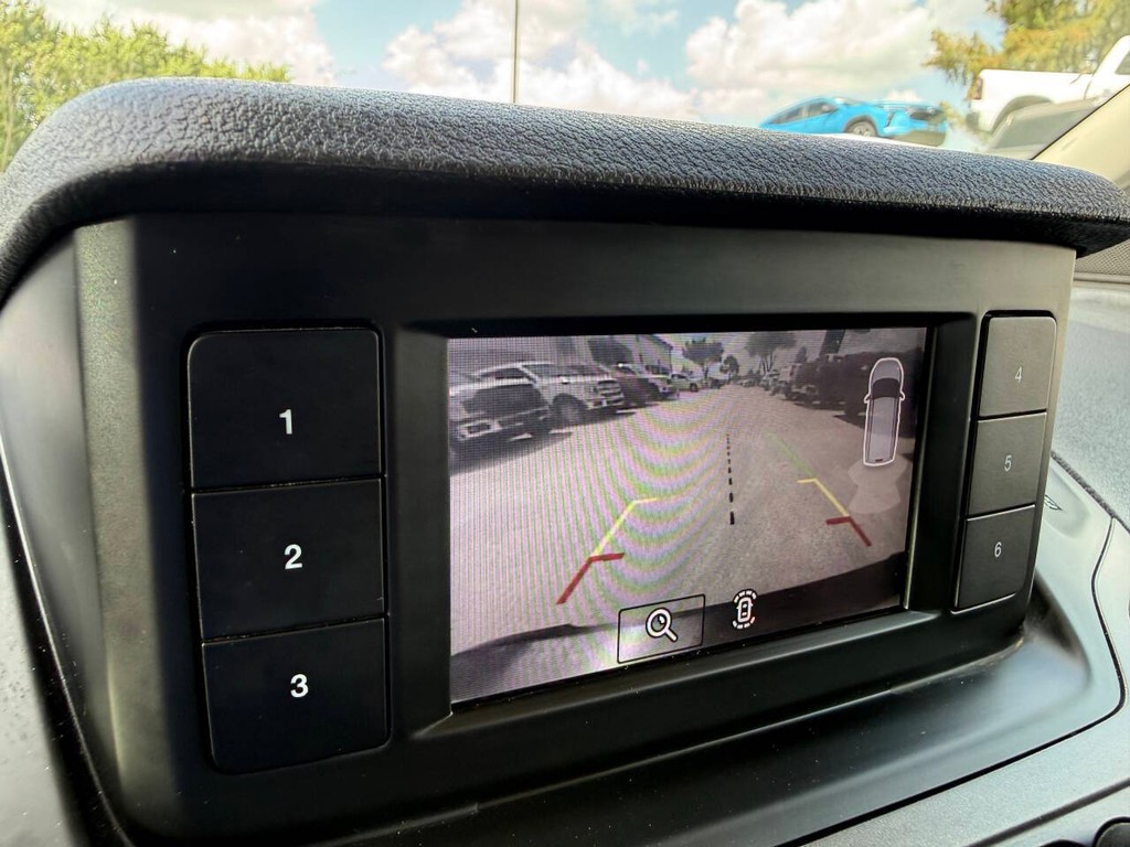 Ford Transit Connect Van Vehicle Full-screen Gallery Image 20