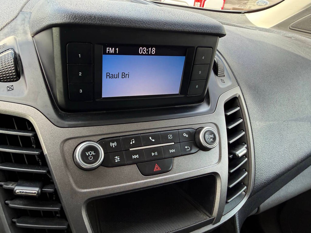 Ford Transit Connect Van Vehicle Full-screen Gallery Image 21