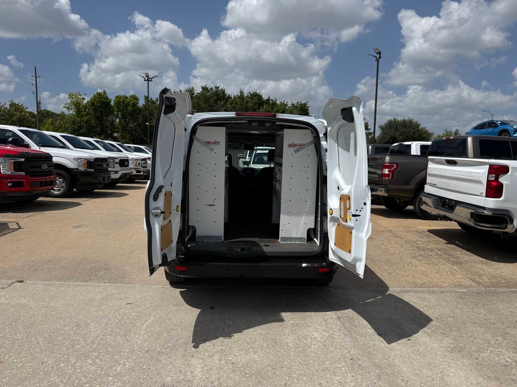 Ford Transit Connect Van Vehicle Full-screen Gallery Image 32