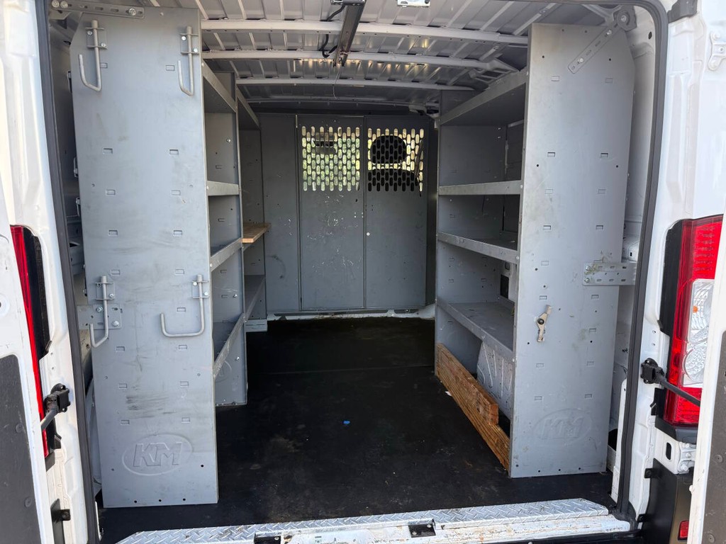 Ram ProMaster Cargo Van Vehicle Full-screen Gallery Image 28