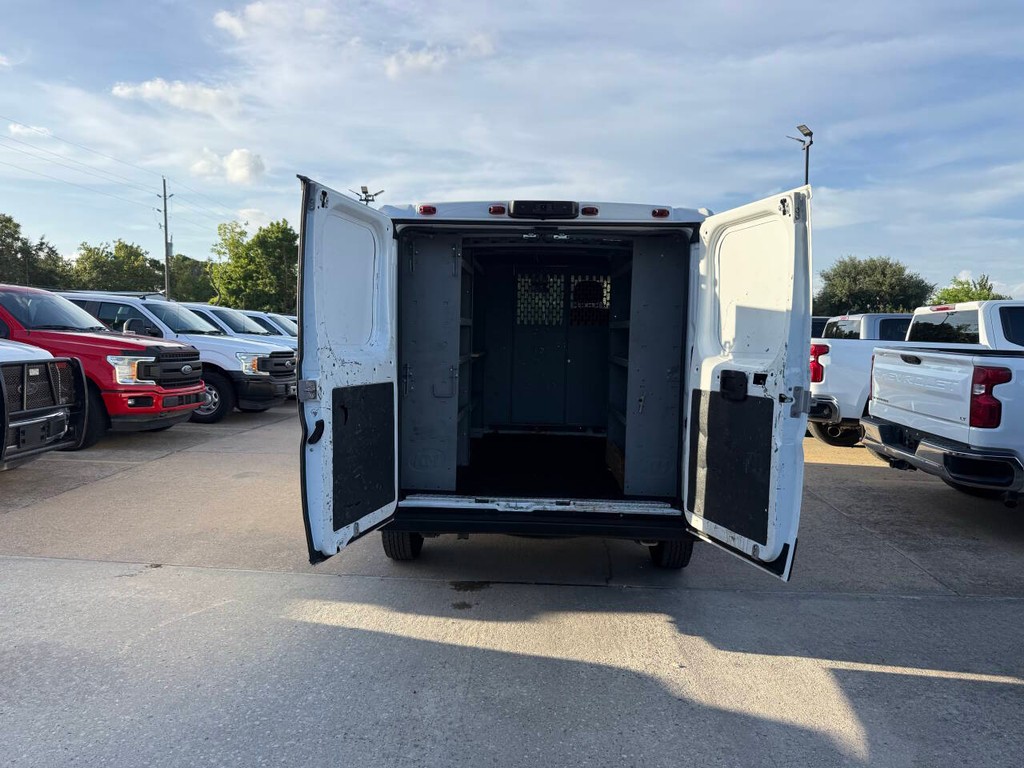Ram ProMaster Cargo Van Vehicle Full-screen Gallery Image 31