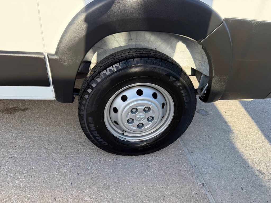 Ram ProMaster Cargo Van Vehicle Full-screen Gallery Image 37