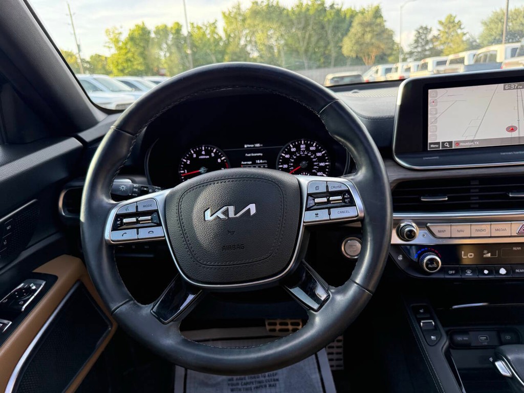 Kia Telluride Vehicle Full-screen Gallery Image 24