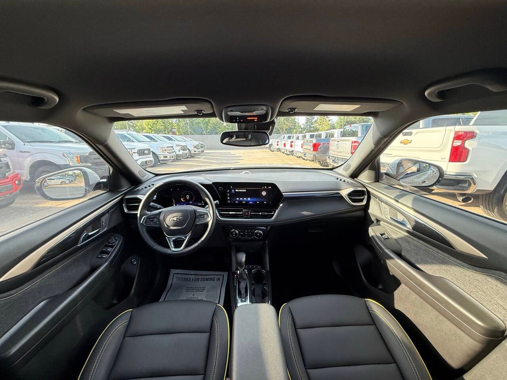 Chevrolet Trailblazer Vehicle Full-screen Gallery Image 18