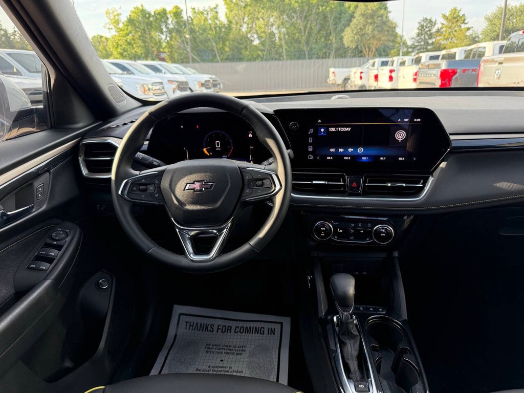 Chevrolet Trailblazer Vehicle Full-screen Gallery Image 21