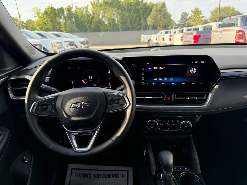 Chevrolet Trailblazer Vehicle Full-screen Gallery Image 22