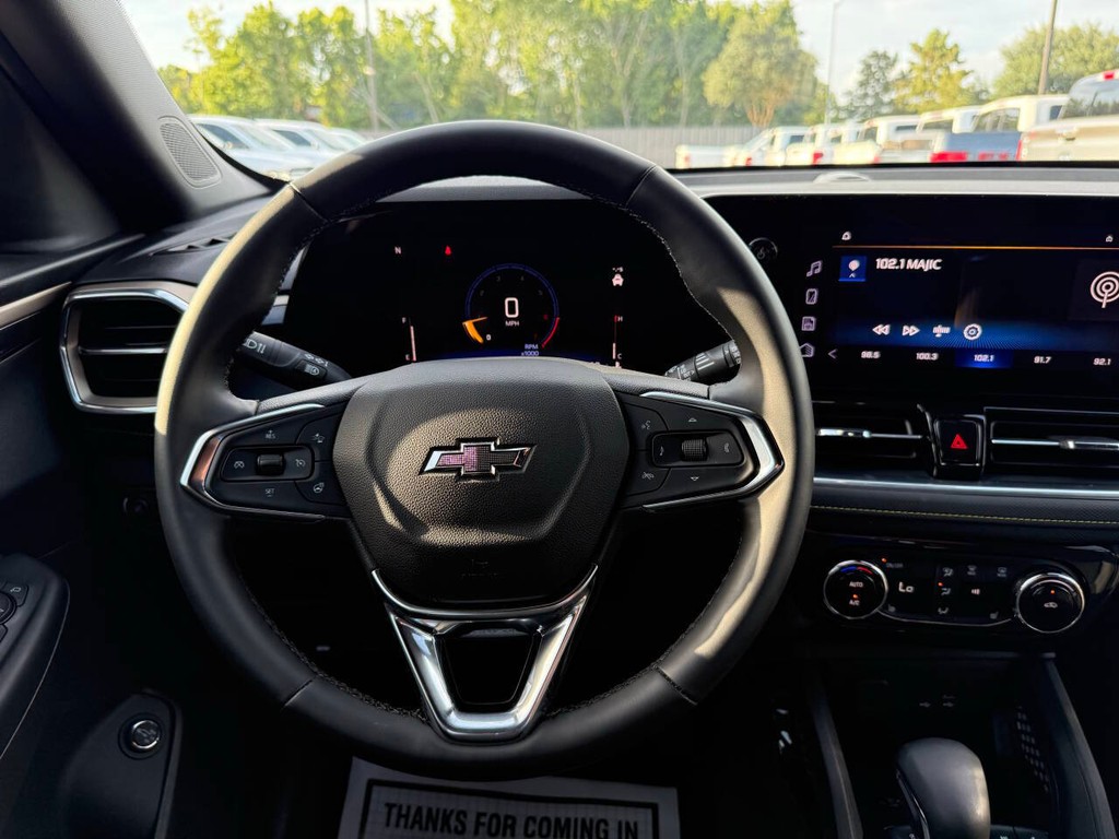 Chevrolet Trailblazer Vehicle Full-screen Gallery Image 23