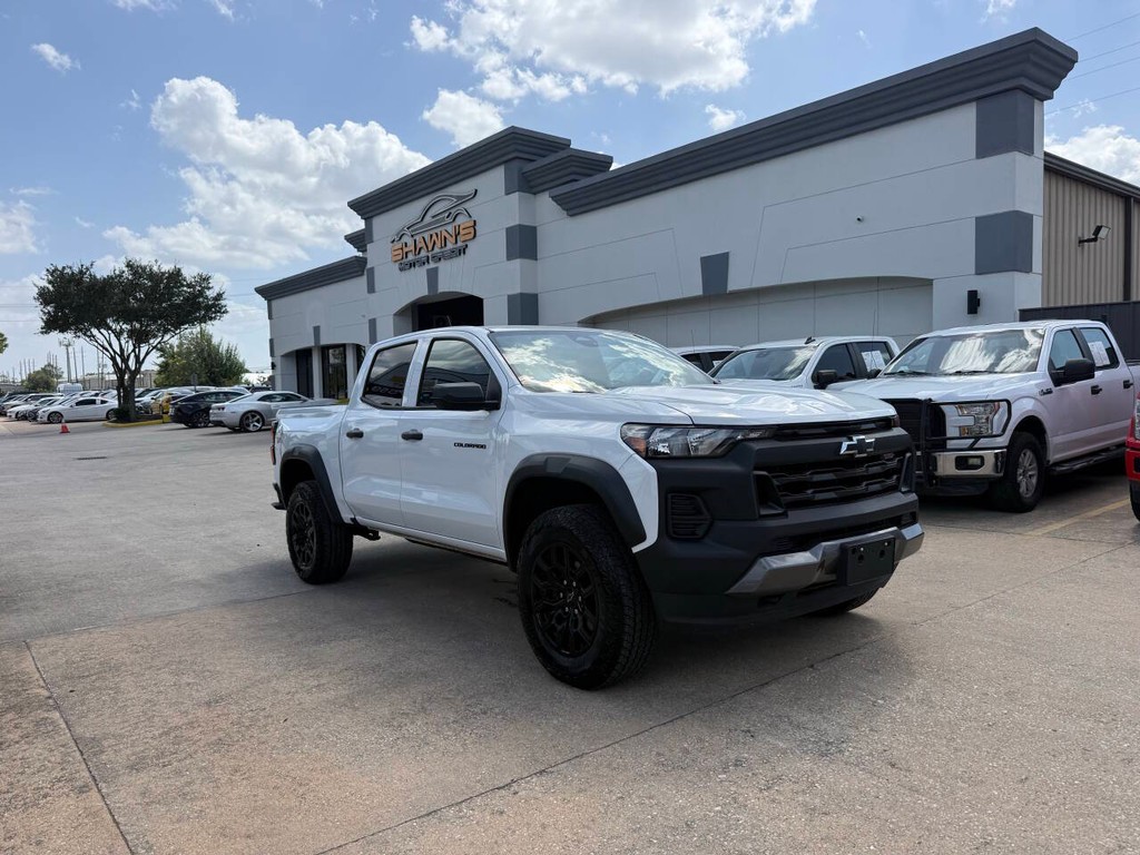 Chevrolet Colorado Vehicle Full-screen Gallery Image 41