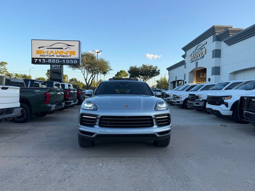 Porsche Cayenne Vehicle Full-screen Gallery Image 43