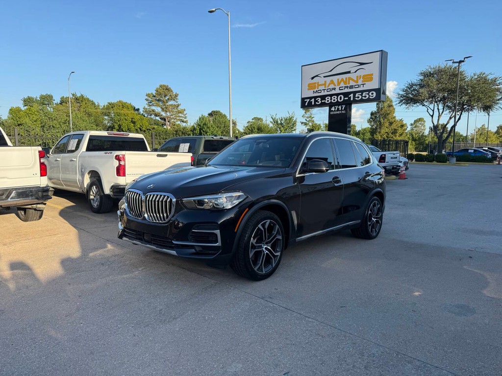 BMW X5 Vehicle Full-screen Gallery Image 03