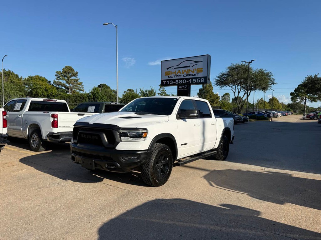 Ram 1500 Vehicle Full-screen Gallery Image 03