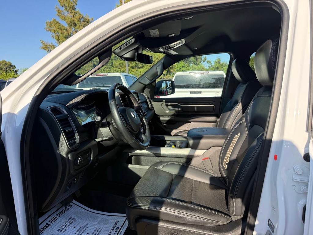 Ram 1500 Vehicle Full-screen Gallery Image 07