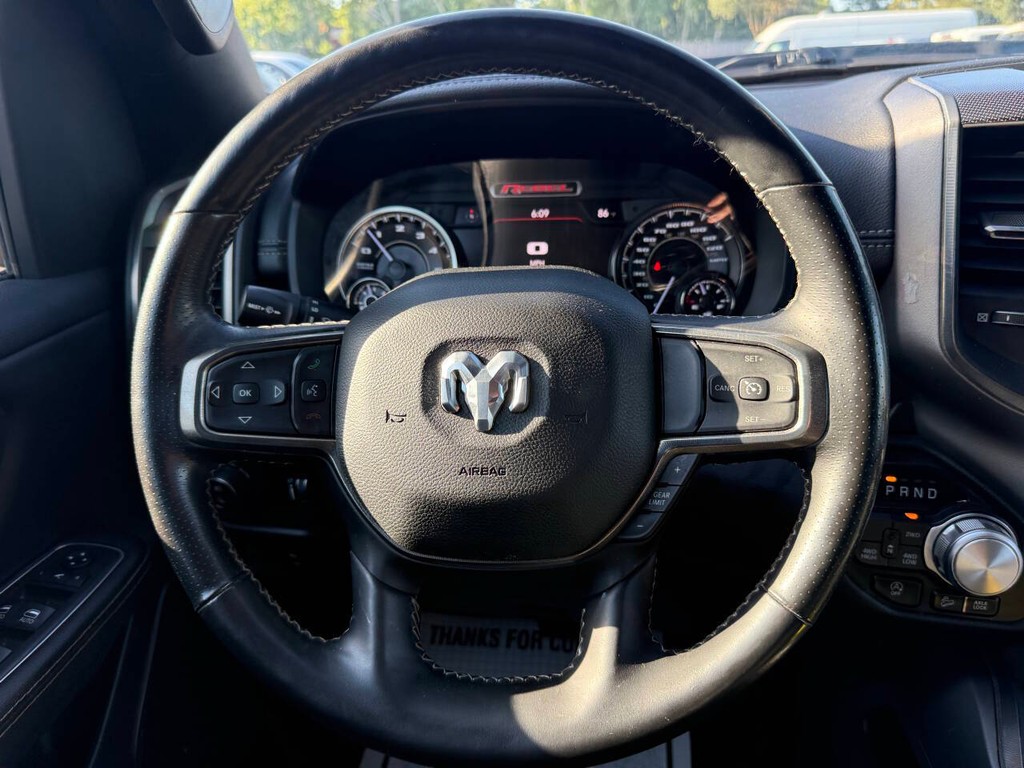 Ram 1500 Vehicle Full-screen Gallery Image 23