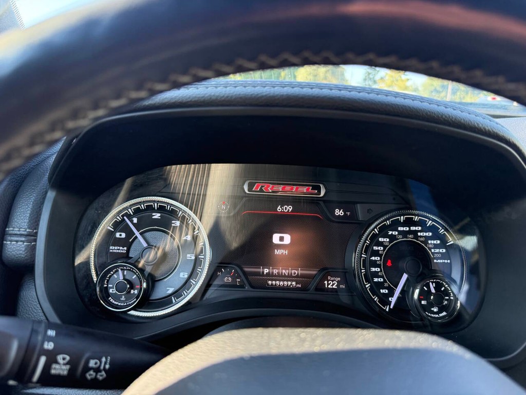 Ram 1500 Vehicle Full-screen Gallery Image 33