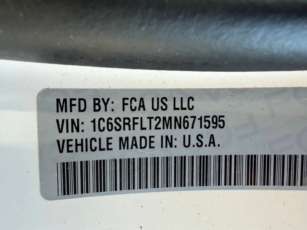 Ram 1500 Vehicle Full-screen Gallery Image 34