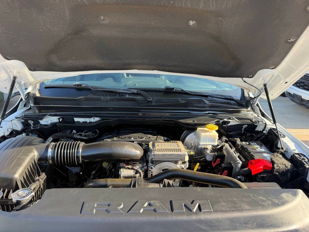 Ram 1500 Vehicle Full-screen Gallery Image 35