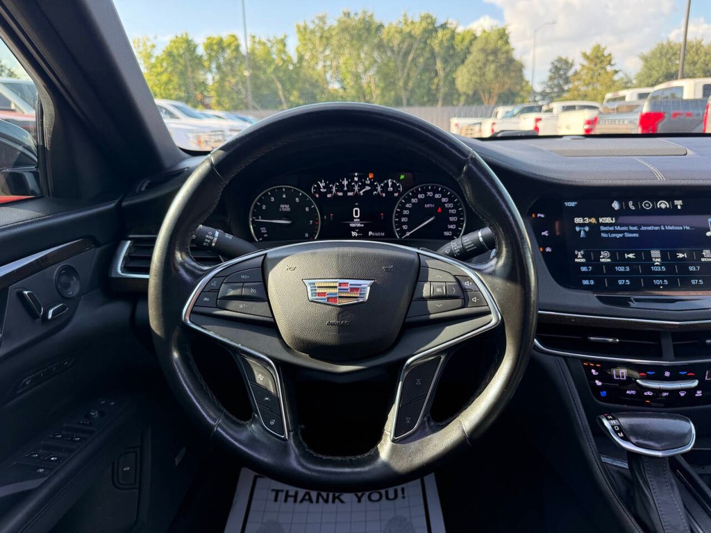 Cadillac CT6 Vehicle Full-screen Gallery Image 22