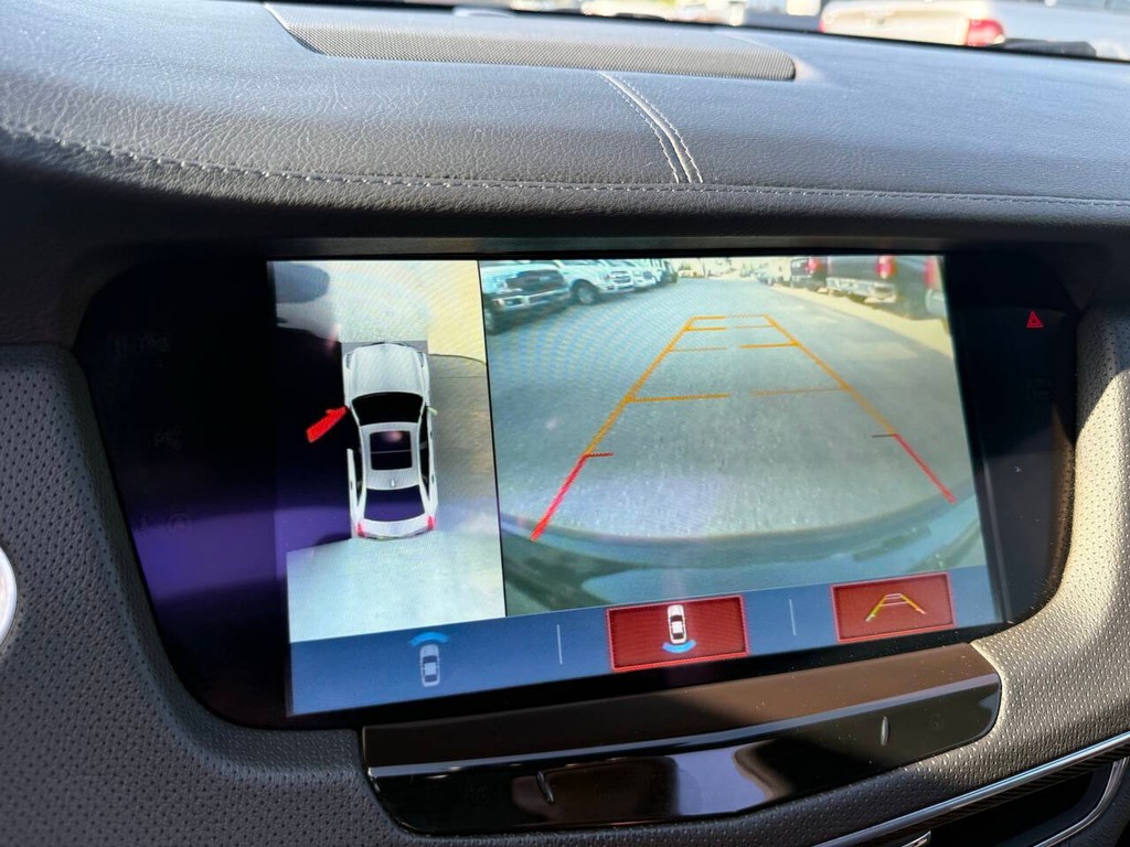 Cadillac CT6 Vehicle Full-screen Gallery Image 27