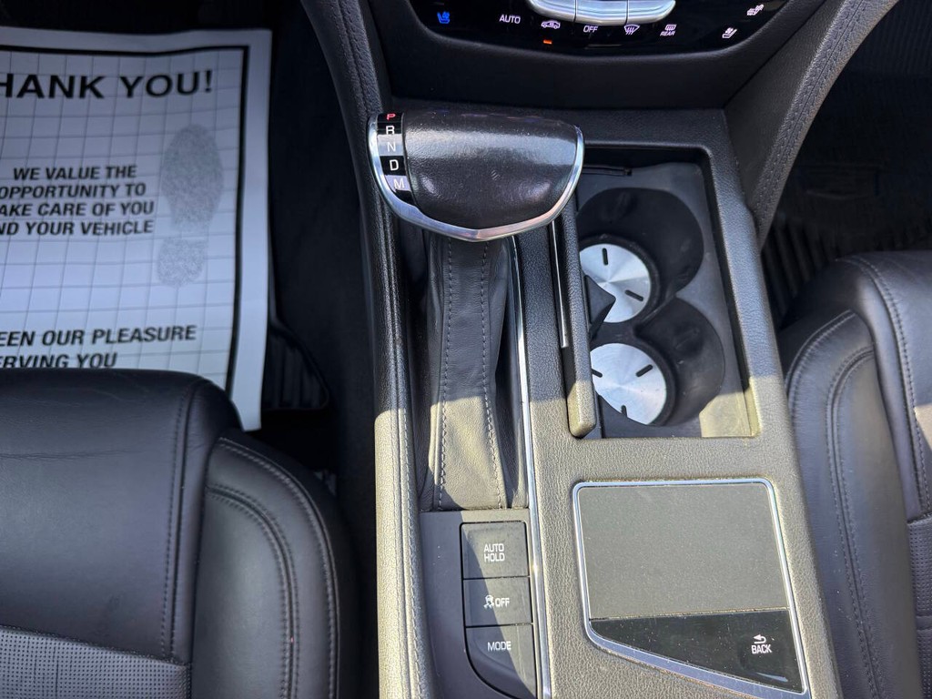 Cadillac CT6 Vehicle Full-screen Gallery Image 29