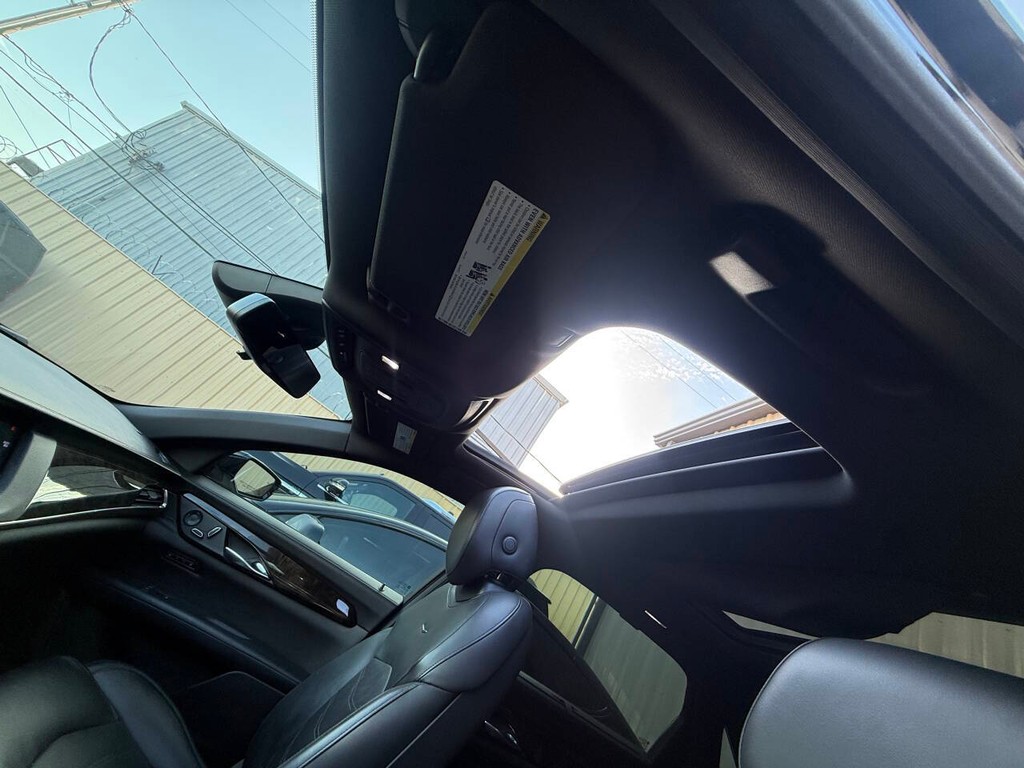 Cadillac CT6 Vehicle Full-screen Gallery Image 31