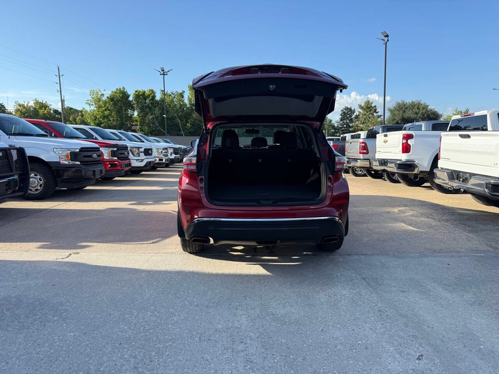 Nissan Murano Vehicle Full-screen Gallery Image 36
