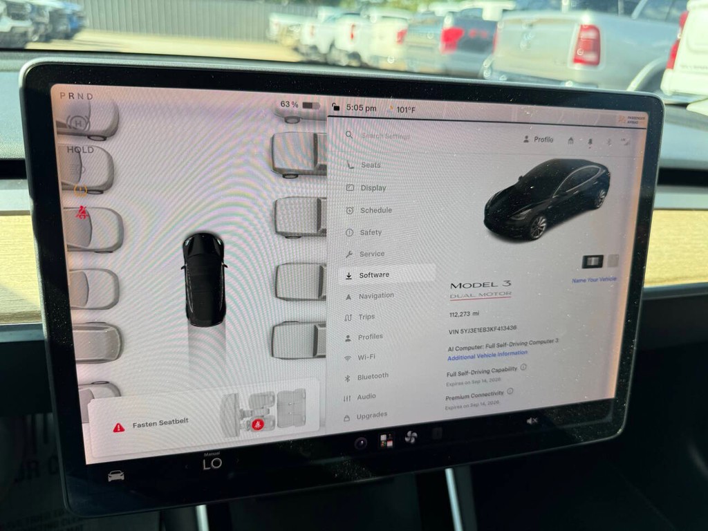 Tesla Model 3 Vehicle Full-screen Gallery Image 29