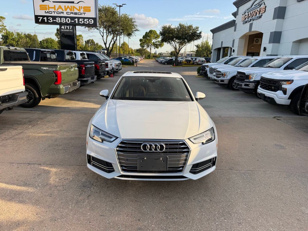 Audi A4 Vehicle Full-screen Gallery Image 42