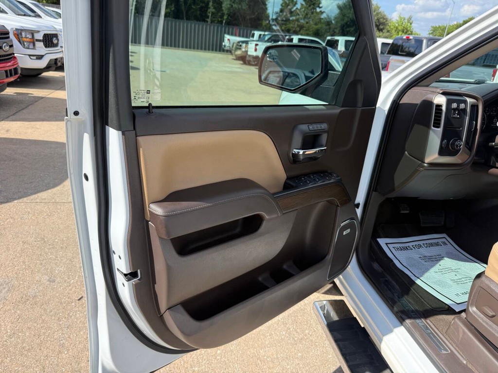 GMC Sierra 1500 Vehicle Full-screen Gallery Image 08