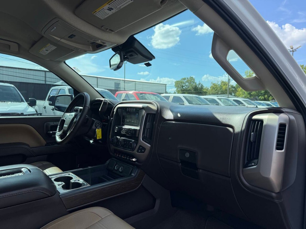 GMC Sierra 1500 Vehicle Full-screen Gallery Image 09