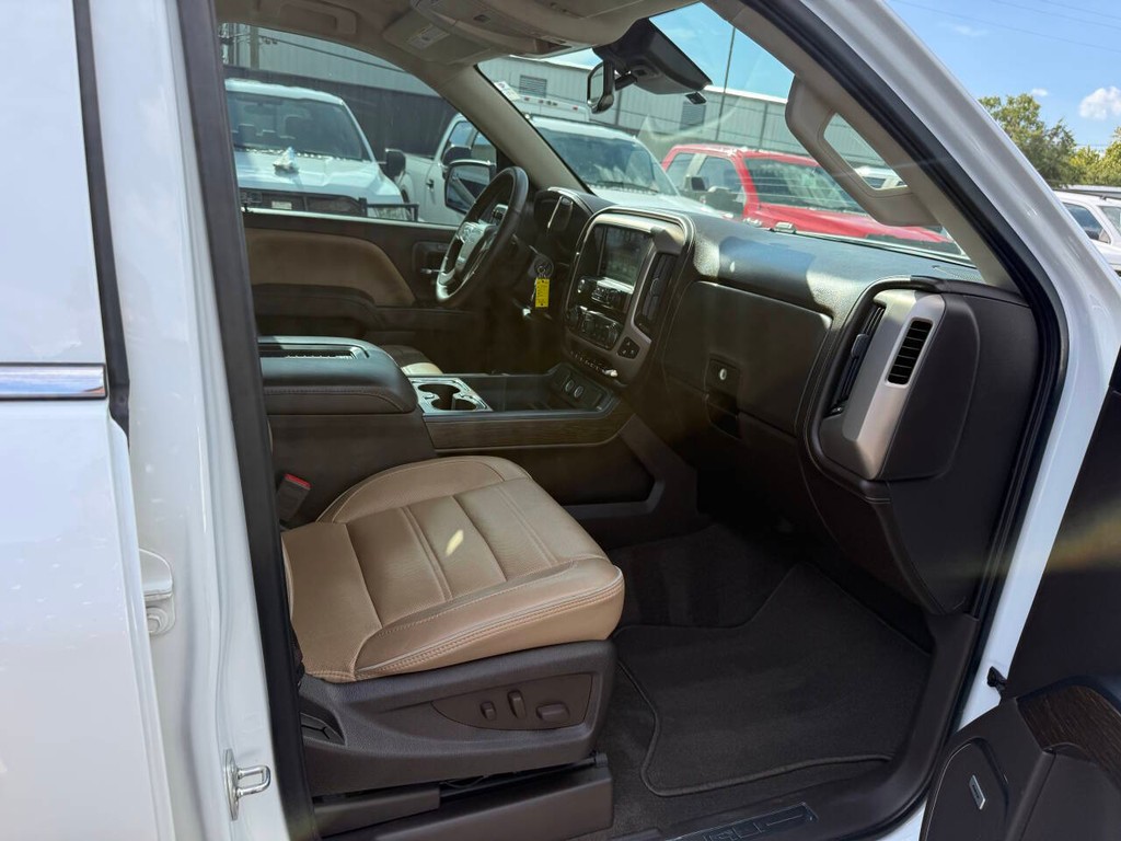 GMC Sierra 1500 Vehicle Full-screen Gallery Image 10