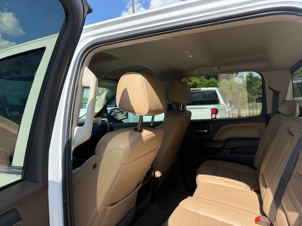 GMC Sierra 1500 Vehicle Full-screen Gallery Image 12