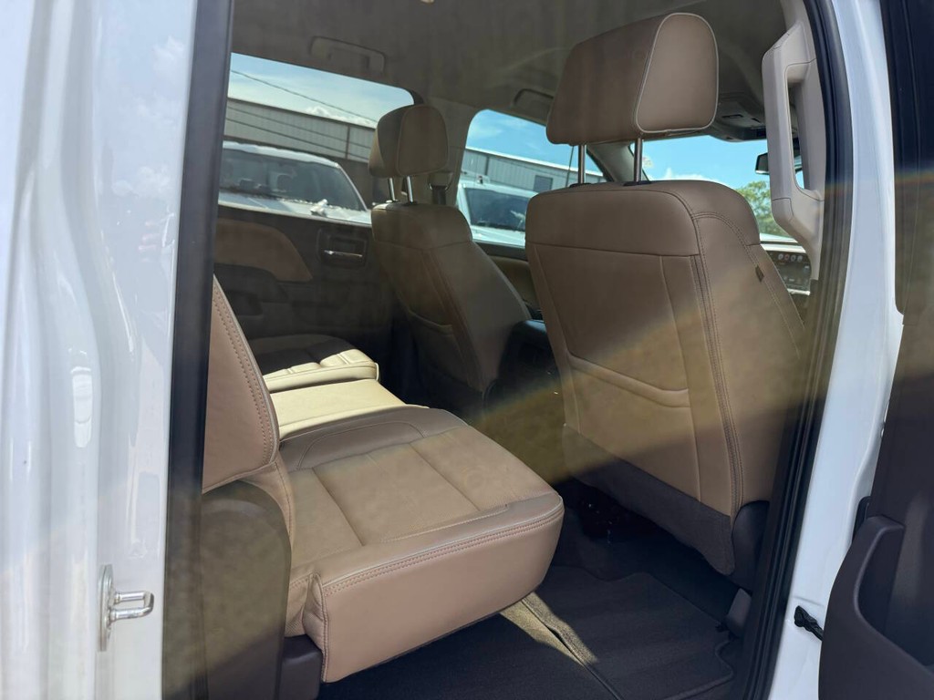 GMC Sierra 1500 Vehicle Full-screen Gallery Image 15