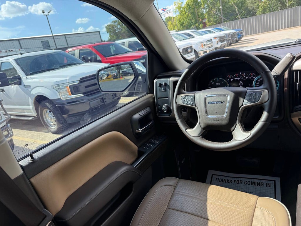 GMC Sierra 1500 Vehicle Full-screen Gallery Image 19