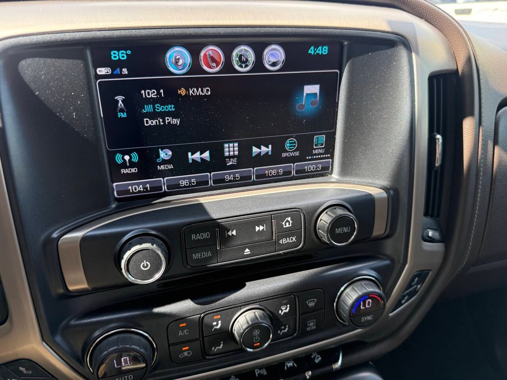 GMC Sierra 1500 Vehicle Full-screen Gallery Image 28