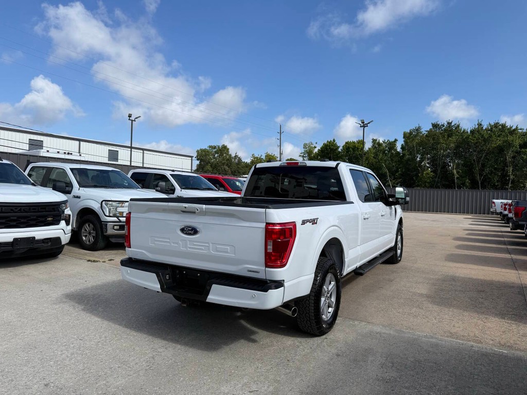 Ford F-150 Vehicle Full-screen Gallery Image 05