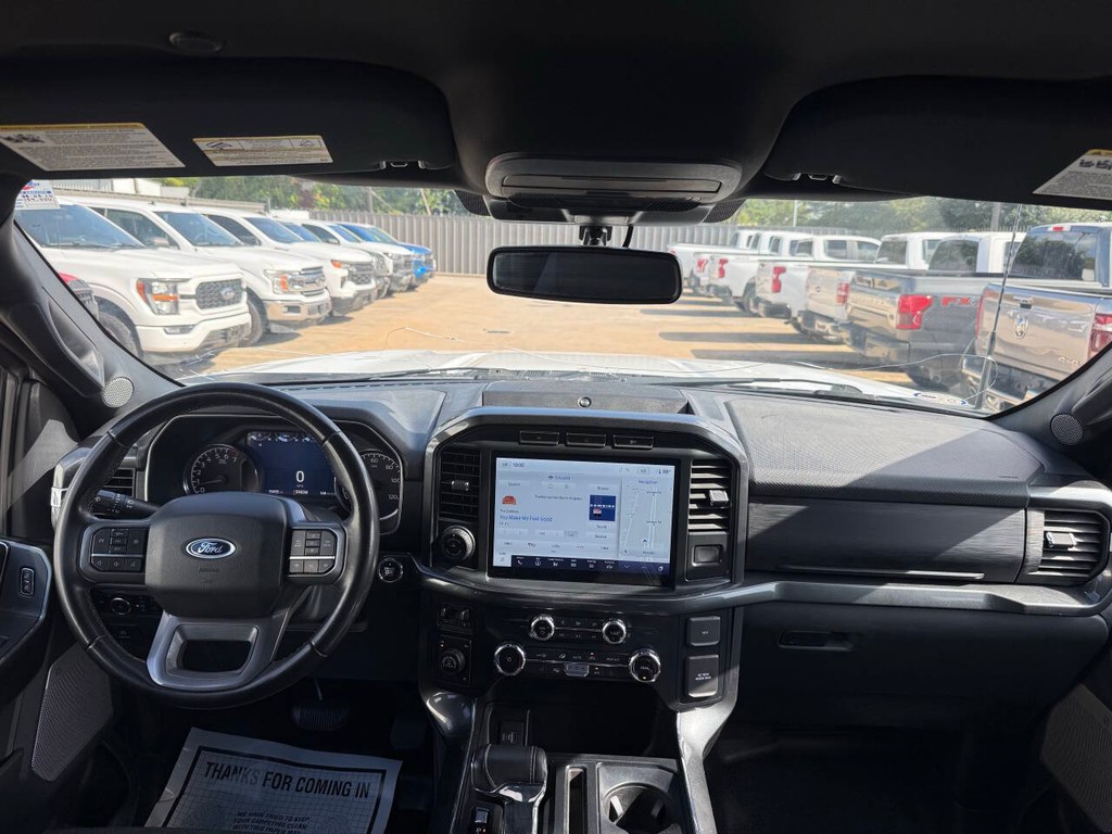 Ford F-150 Vehicle Full-screen Gallery Image 17