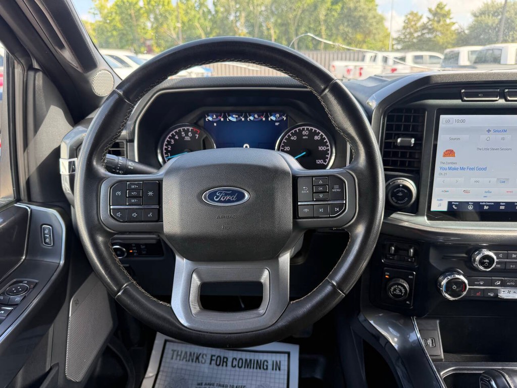 Ford F-150 Vehicle Full-screen Gallery Image 22